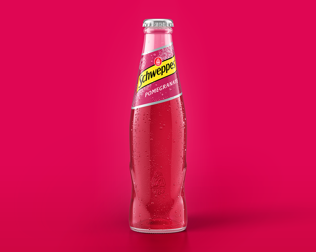 0,2 Liter Alice Flasche Schweppes Pomegranate.