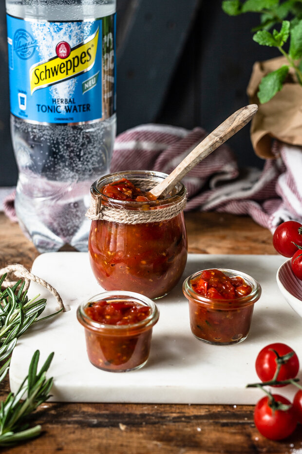 Tomaten-Aprikosen-Chutney | Schweppes Deutschland