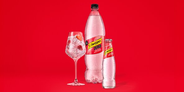 Schweppes Original Wild Berry Classic und Zero.